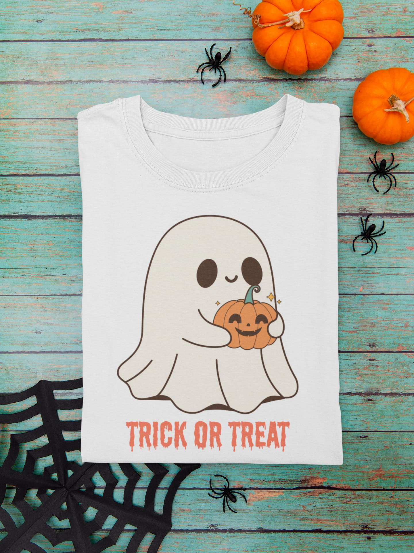 Cute Ghost Halloween Shirt for Women – Spooky Season Tee, Trick or Treat Party Top, Scary Cute Fall Graphic T-Shirt, Halloween Gift for Her